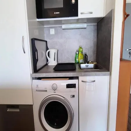 Charming Apt 20m From Beach In Apartment *